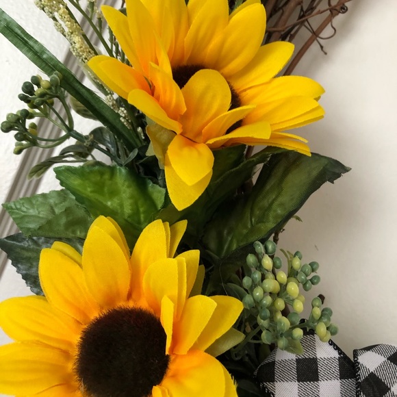 Sunflower wreath - Picture 2 of 2